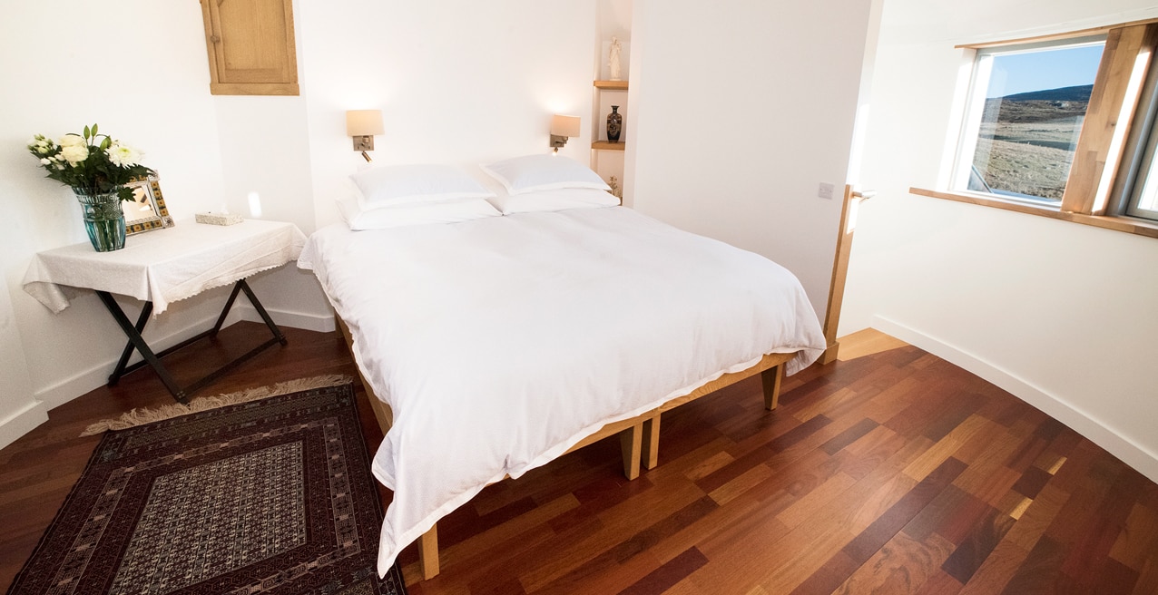 Timsgarry Byre, a beautiful self-catering accommodation for two on the Isle of Lewis., Scotland. Timsgarry Byre, a beautiful self-catering accommodation for two on the Isle of Lewis., Scotland.